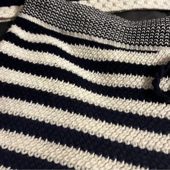 House of Harlow 1960 open knit navy sweater short set. Monrow design. - Picture 5 of 9